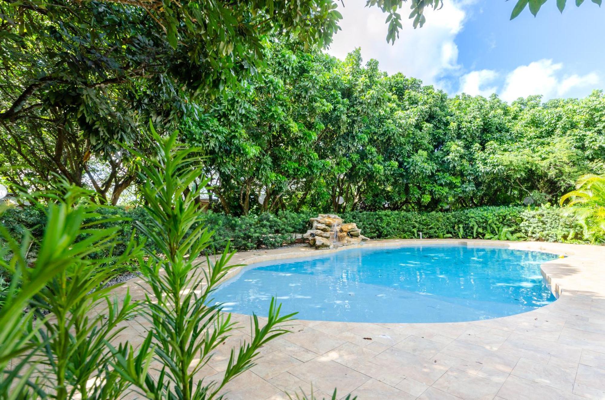Magical Wonderkoi House In A Japanese Koi Garden Miami Exterior foto
